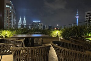 Rooftop terrace - Majestic Residence Klcc By Luxe (Kuala Lumpur)