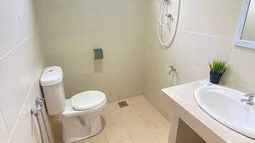 Phòng 3 Tiêu chuẩn | Phòng tắm