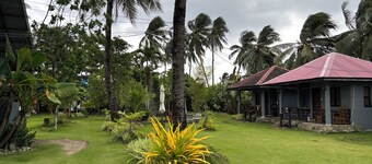 Shat'S Guesthouse Siargao Near Beach