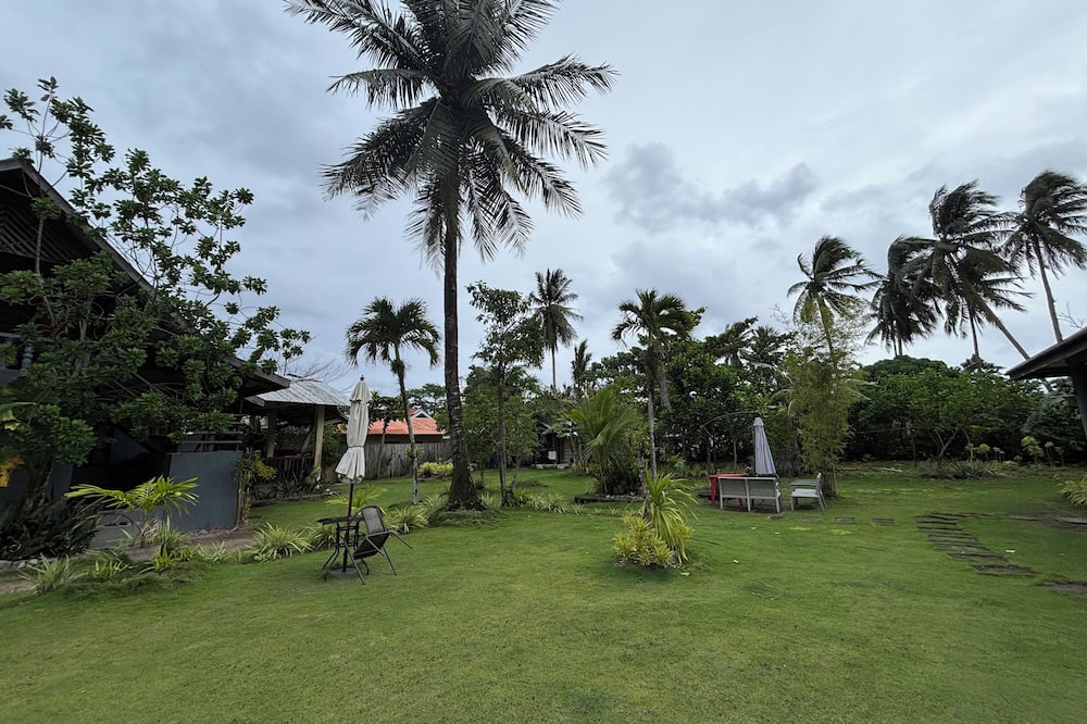 Shat'S Guesthouse Siargao Near Beach