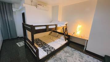 Desk, blackout drapes, free WiFi, bed sheets