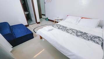 Desk, blackout curtains, free WiFi, bed sheets