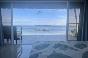 Pemandangan dari bilik