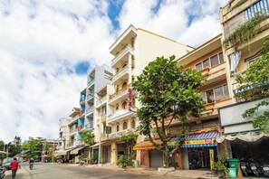 Mặt tiền nơi lưu trú