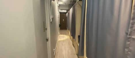 Phòng tập thể, chỉ dành cho nữ | Truy cập Internet không dây miễn phí, bộ trải giường