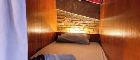 Shared Dormitory, Men only | Free WiFi, bed sheets