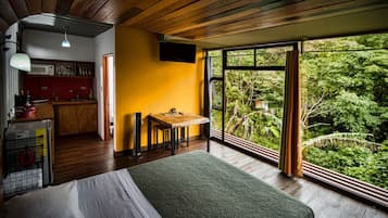 Basic Studio, Mountain View | Free WiFi