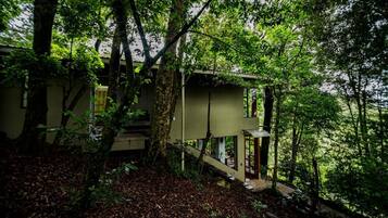 Rumah Deluks, pemandangan gunung | Eksterior