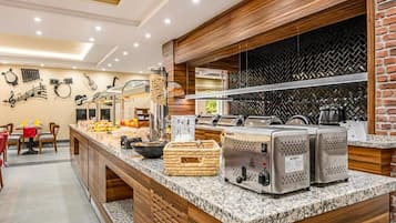Apartment | Dining