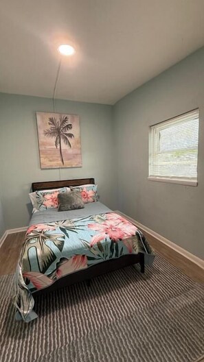 Comfort Suite, 1 Double Bed, Patio, Garden View | Laptop workspace, iron/ironing board, free WiFi, bed sheets