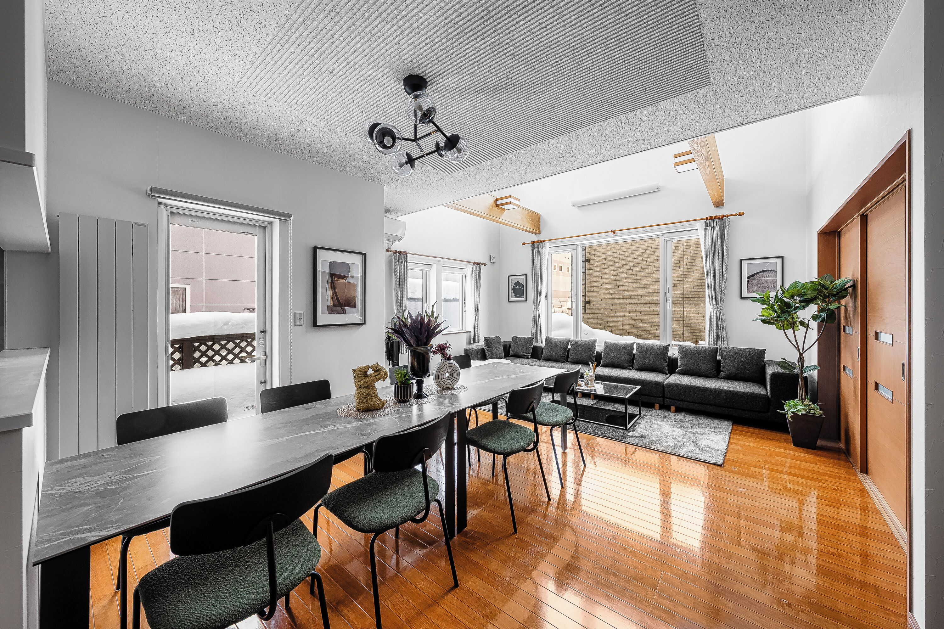 Apartment | Dining