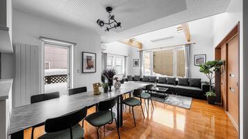 Apartment | Dining