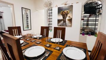 تناول الطعام