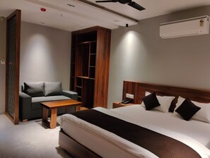 Property amenity - Nandvilas Hotel (Chunar)