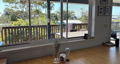 Blue Wren Currarong Family Bush & Coastal Retreat. 5 mins from Abrahams Beach