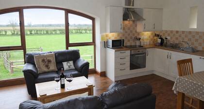 Centurion, Irthington ideal for visiting Hadrian's Wall & Carlisle