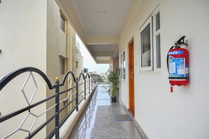Ngoại thất