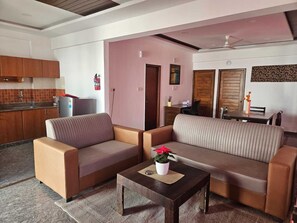 Interior - Madisions Suites (Bengaluru)
