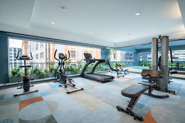 Fitness facility - Leston Hotel (Bangkok)
