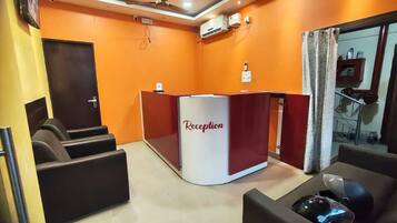 Rumah | Resepsionis