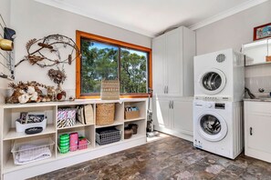 Interior - KW Cottage | Animals, Farm Escape, Walking Trail (Crafers West)