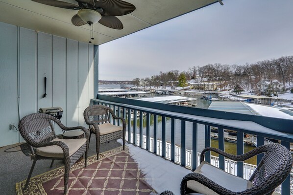 Property grounds - Resort Perks! Waterfront Lake of the Ozarks Gem (Osage Beach)