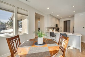 Dining - Trail Access On-Site! Wooded Colorado Springs Gem (Colorado Springs)