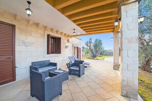 Family House, Multiple Bedrooms, 2 Bathrooms (Villa Marta With Garden Near The Sea) | Terrace/patio - Villa Gloria and Marta With Garden Near The Sea (Melendugno)