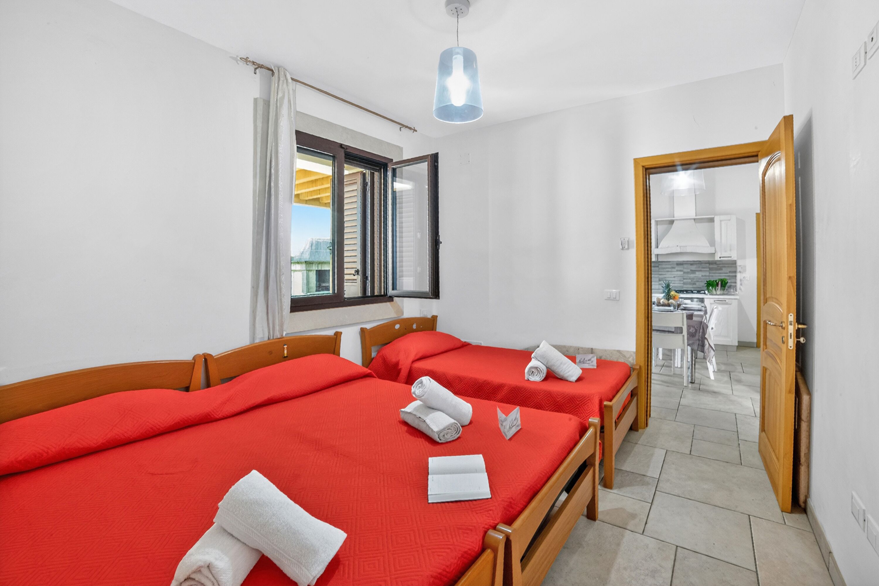 2 habitaciones, wifi gratis y ropa de cama 