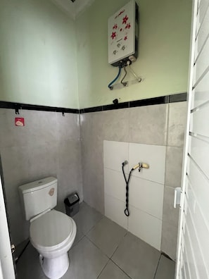 Casa familiar, 5 habitaciones | Baño | Bidet 