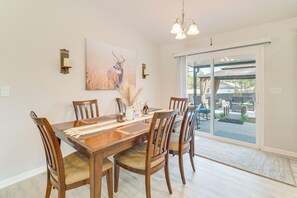 Dining - Horse Capital Home Base: Luxe Ocala Stay w/ Yard (Ocala)