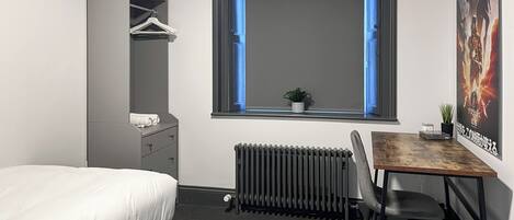 8 habitaciones y wifi gratis