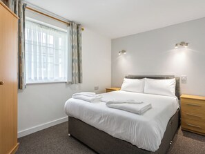 Free WiFi - 2 bedroom accommodation in Illfracombe (Illfracombe)