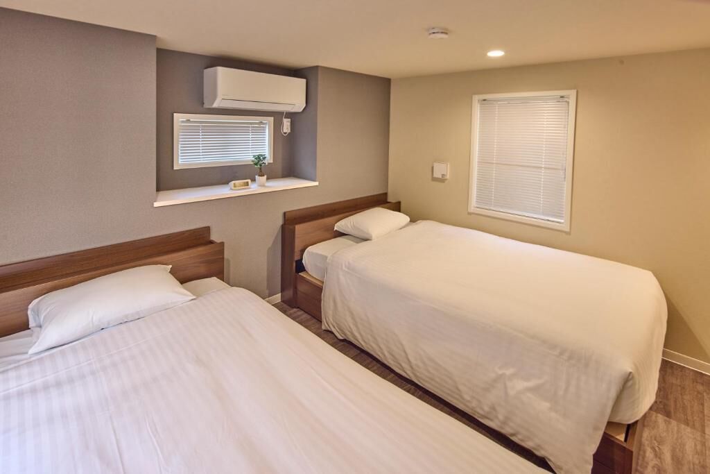 Comfort Room | Free WiFi