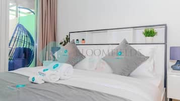 Apartamento, sacada | Ferros/tábuas de passar roupa, Wi-Fi de cortesia