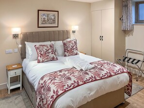 Unclassified image, 3 of 12, button