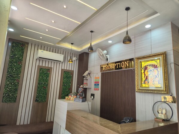 Lobby - OnlyStay Giriraj Ji Near Prem Mandir (Vrindavan)