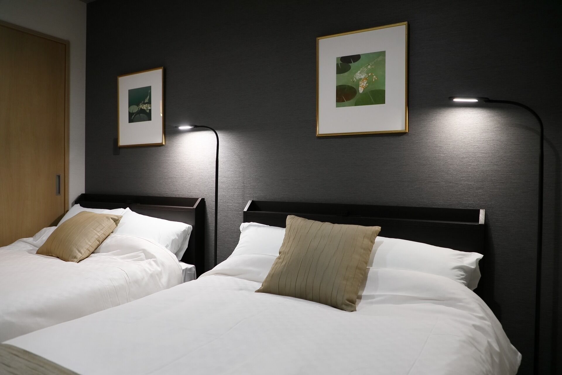 Bureau, Wi-Fi gratuit, draps fournis