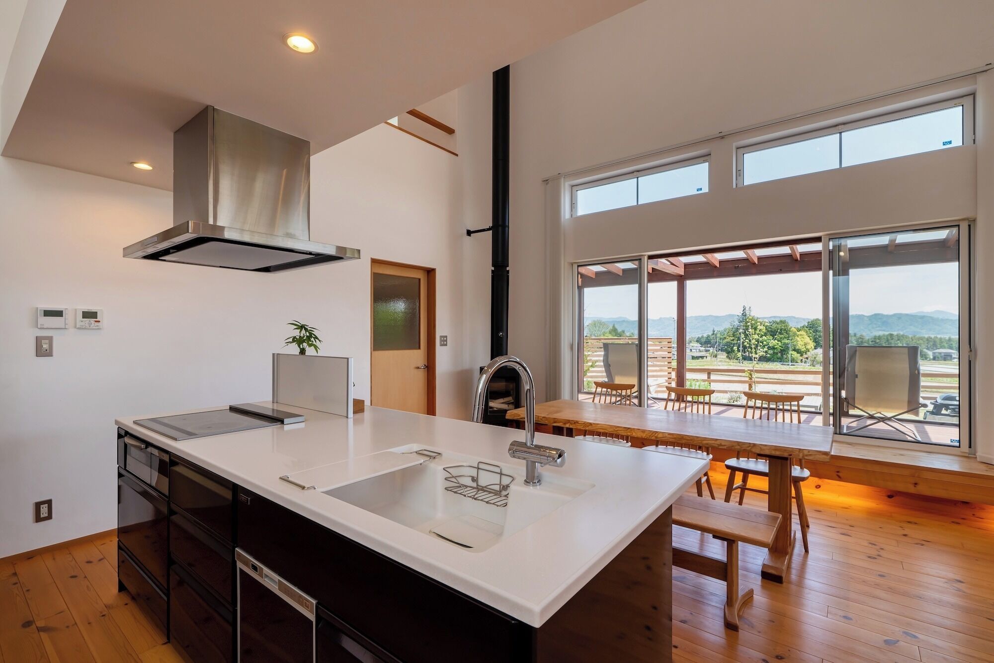 Fridge, microwave, stovetop, cookware/dishes/utensils