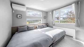 5 bedrooms, desk, iron/ironing board, free WiFi