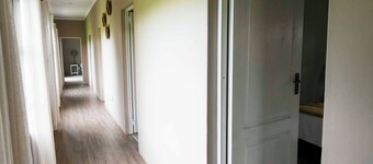 Off-grid mountain cottage with mountain views on a peaceful smallholding