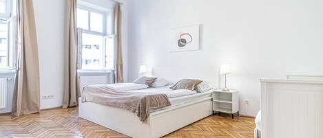 Basic szoba | Vasaló/vasalódeszka és ingyenes wifi