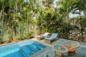 Outdoor pool - ELIVAAS Celest 4 BHK Villa with Pvt Pool (Arpora)