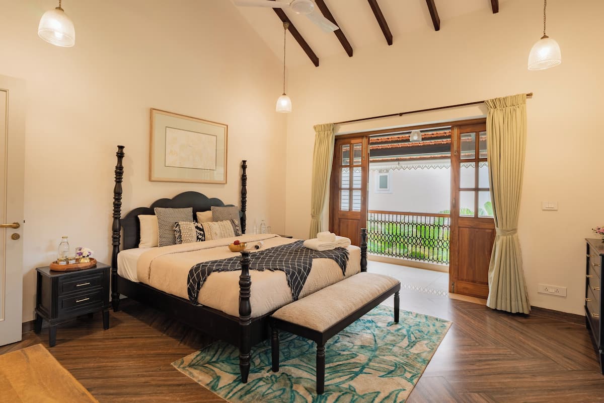 Standard Villa, Balcony, Garden View | In-room safe, iron/ironing board, free WiFi