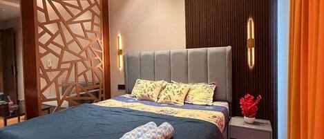 Luxury Double Room, City View