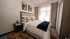 2 bedrooms, iron/ironing board, WiFi, bed sheets - Chic, Secure Kilimani Apartment | Near Yaya Centre, Junction Mall & CBD (Nairobi)