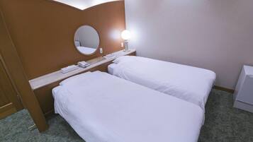 Free WiFi, bed sheets