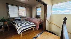 4 sovrum, skrivbord, strykjärn/strykbräda och gratis wi-fi