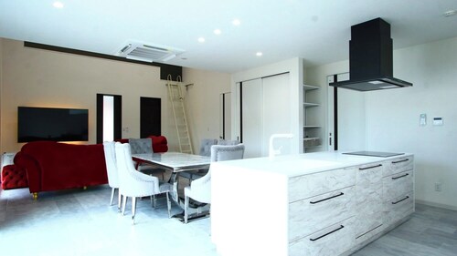 Last minute discount BBQ equipment included  Me / Chita County Aichi