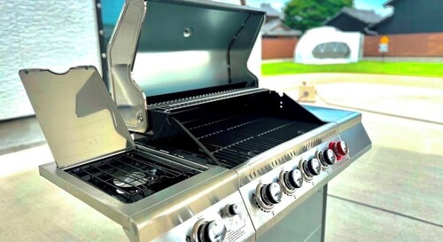 Last minute discount BBQ equipment included  Me / Chita County Aichi